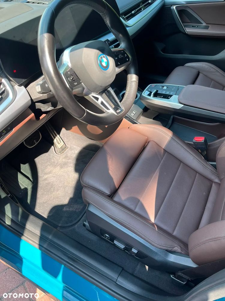 BMW iX1 xDrive30 M Sportpaket - 14