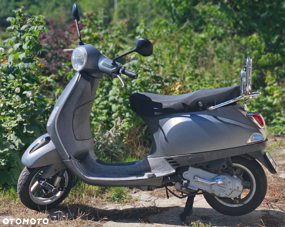 Piaggio Vespa - 1
