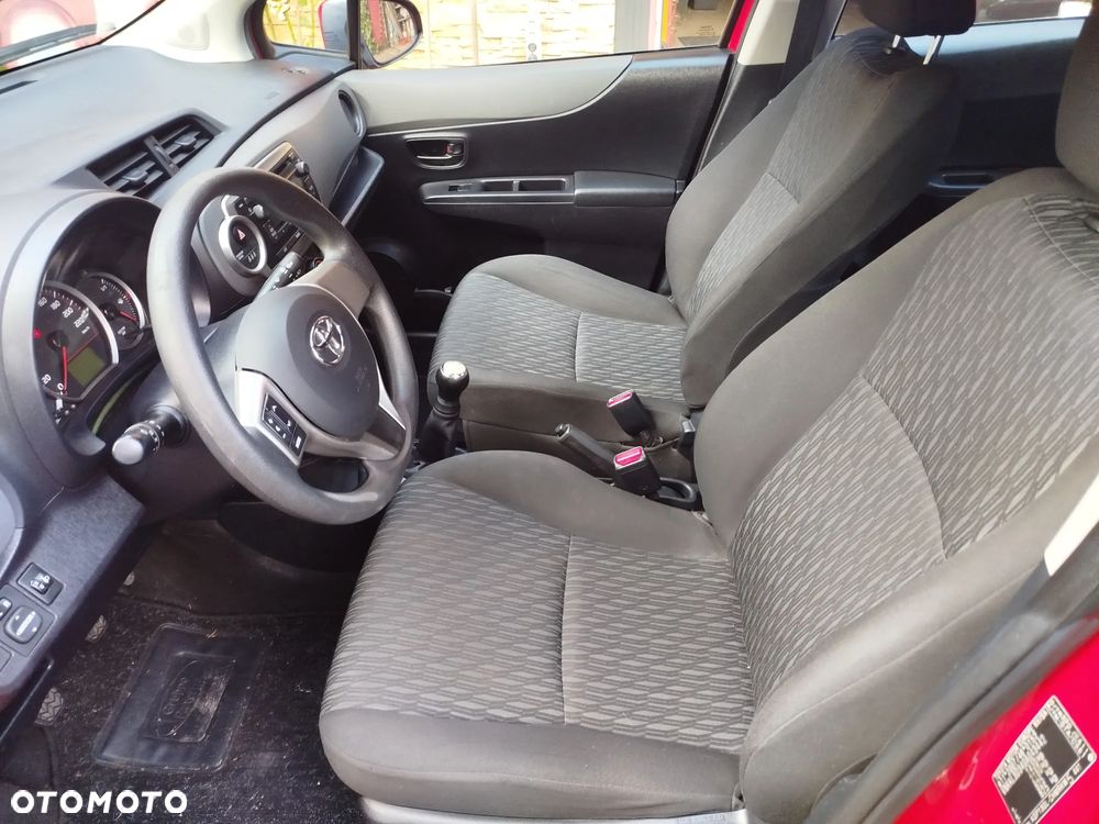 Toyota Yaris 1.0 Active - 22