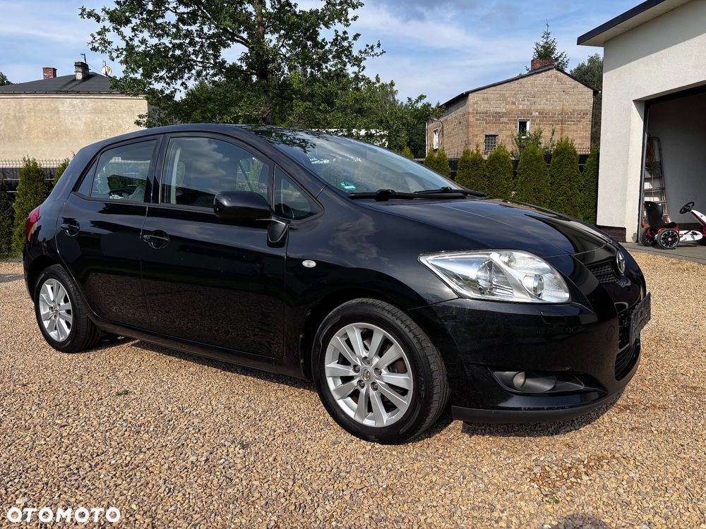 Toyota Auris 1.6 Executive - 3