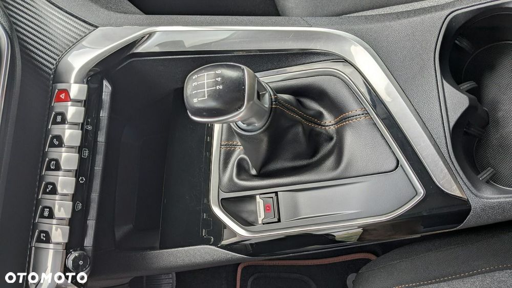Peugeot 3008 - 29