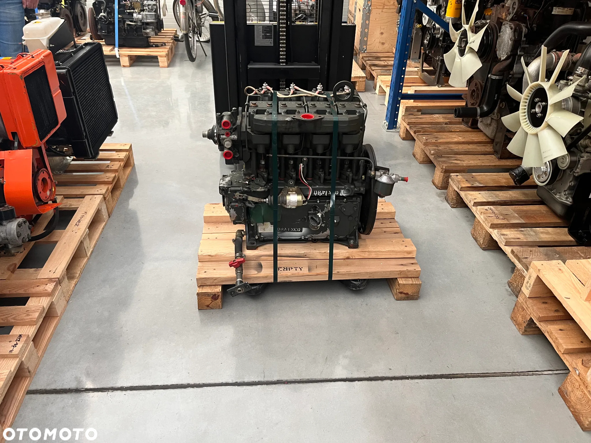 SILNIK Onan DN4M 1Lister Petter LPW4 LP460 11787netto - 2