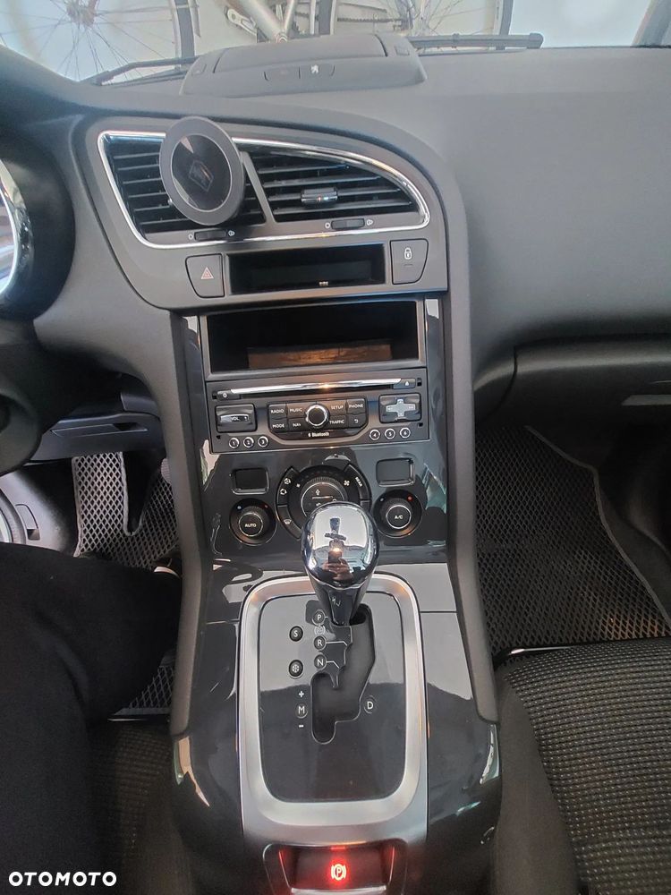 Peugeot 5008 1.6 BlueHDi Style 7os - 7