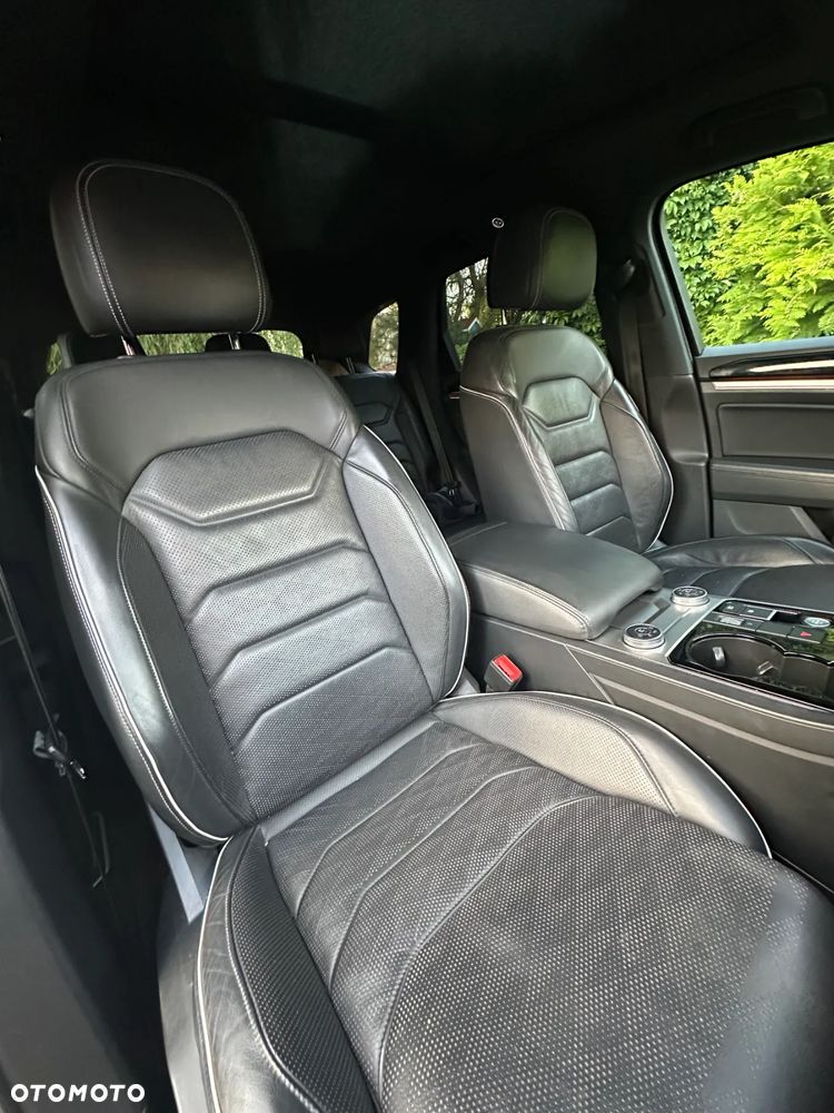 Volkswagen Touareg 3.0 V6 TDI SCR 4Mot R-Line - 3