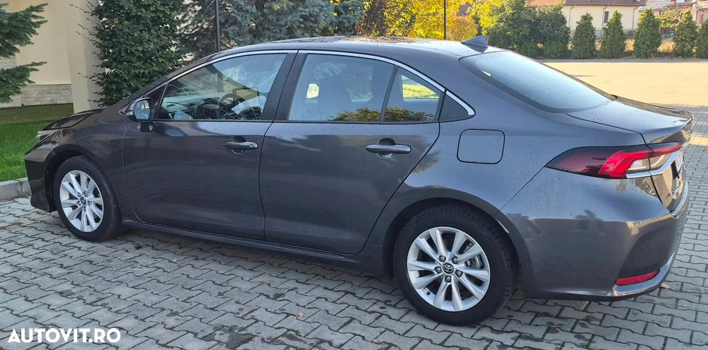 Toyota Corolla - 20