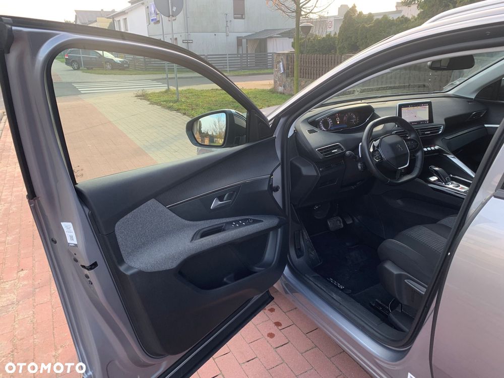 Peugeot 3008 - 16