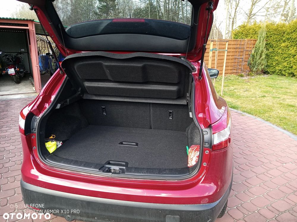 Nissan Qashqai 1.2 DIG-T Tekna EU6 - 4