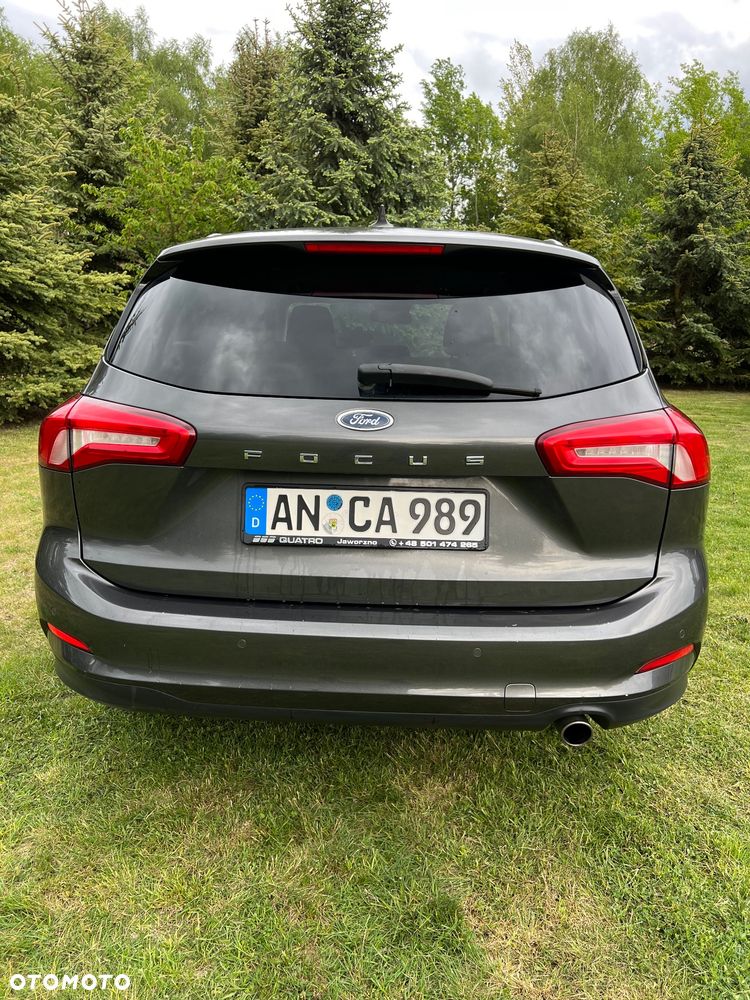 Ford Focus SW 1.5 EcoBlue S&S TITANIUM - 8