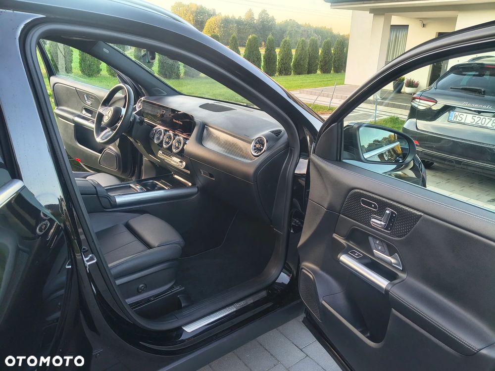 Mercedes-Benz GLA 250 8G-DCT Edition 1 - 16