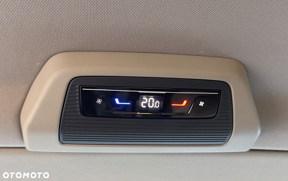 Volkswagen Multivan 1.4 TSI eHybrid PHEV 160kW L2 Style DSG - 19