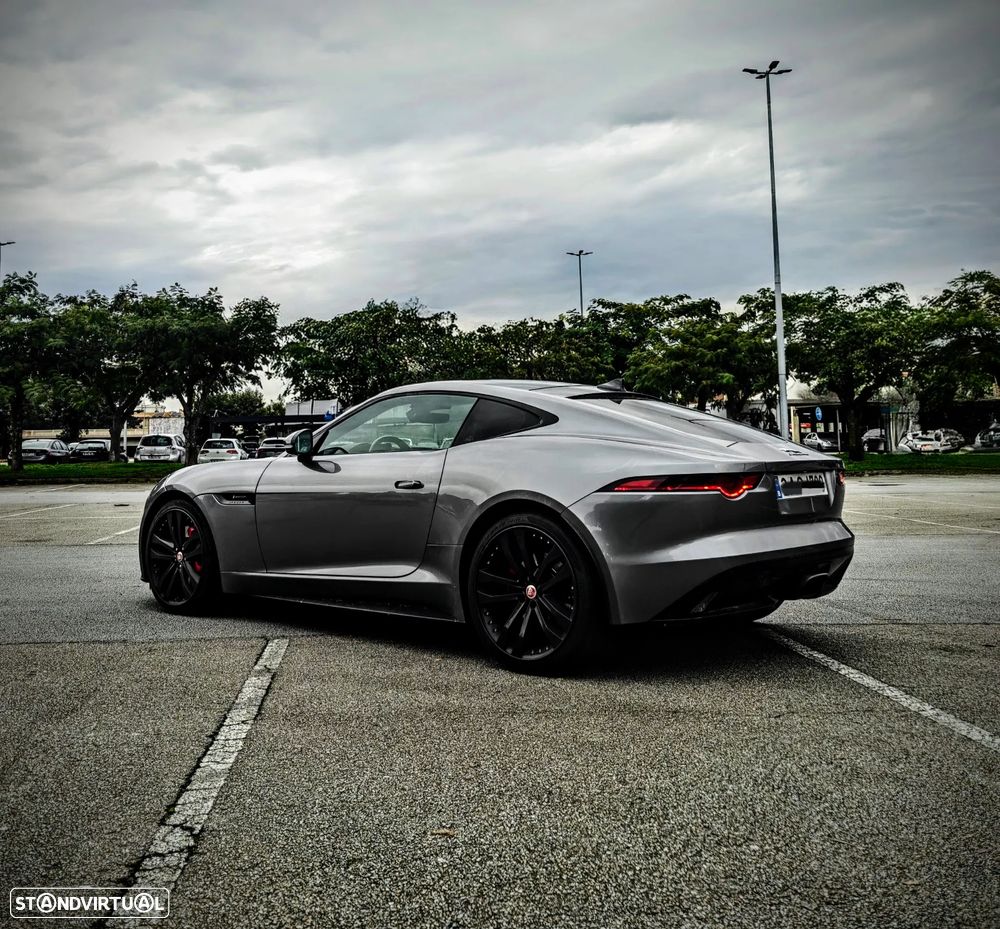 Jaguar F-Type Coupe P300 Aut. R-Dynamic Black - 34
