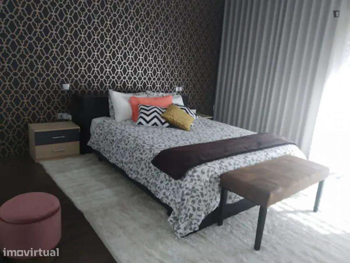 Casa com 4 quartos - localizado em Braga - Grande imagem: 5/13