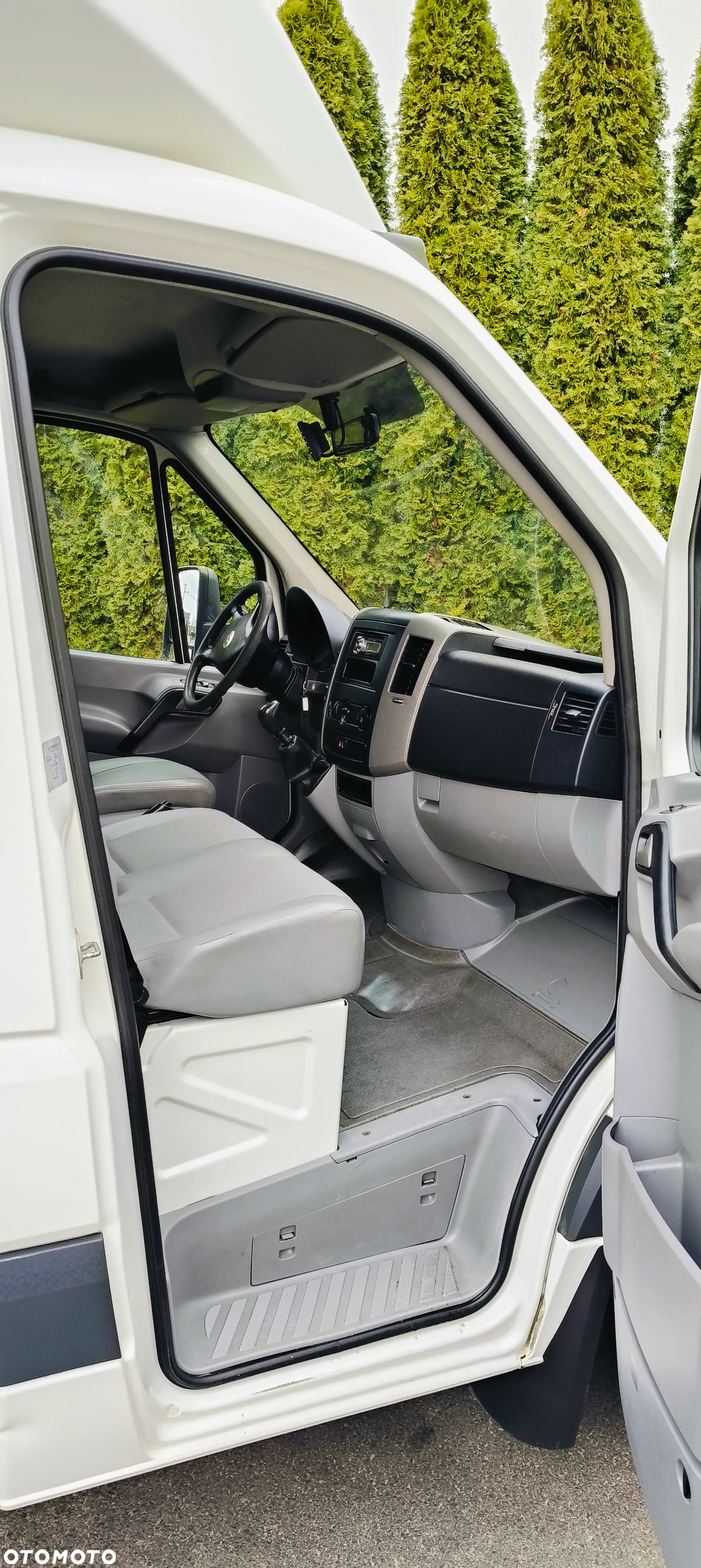 Volkswagen CRAFTER MAXI KONTENER 2.5 TDI 136 KM - 10