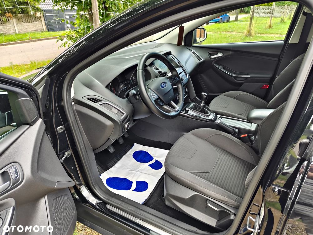 Ford Focus 1.5 TDCi DPF Start-Stopp-System Titanium - 5