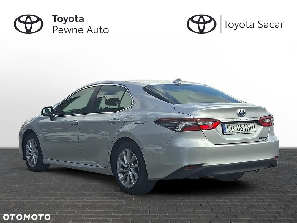 Toyota Camry 2.5 Hybrid Comfort CVT - 6