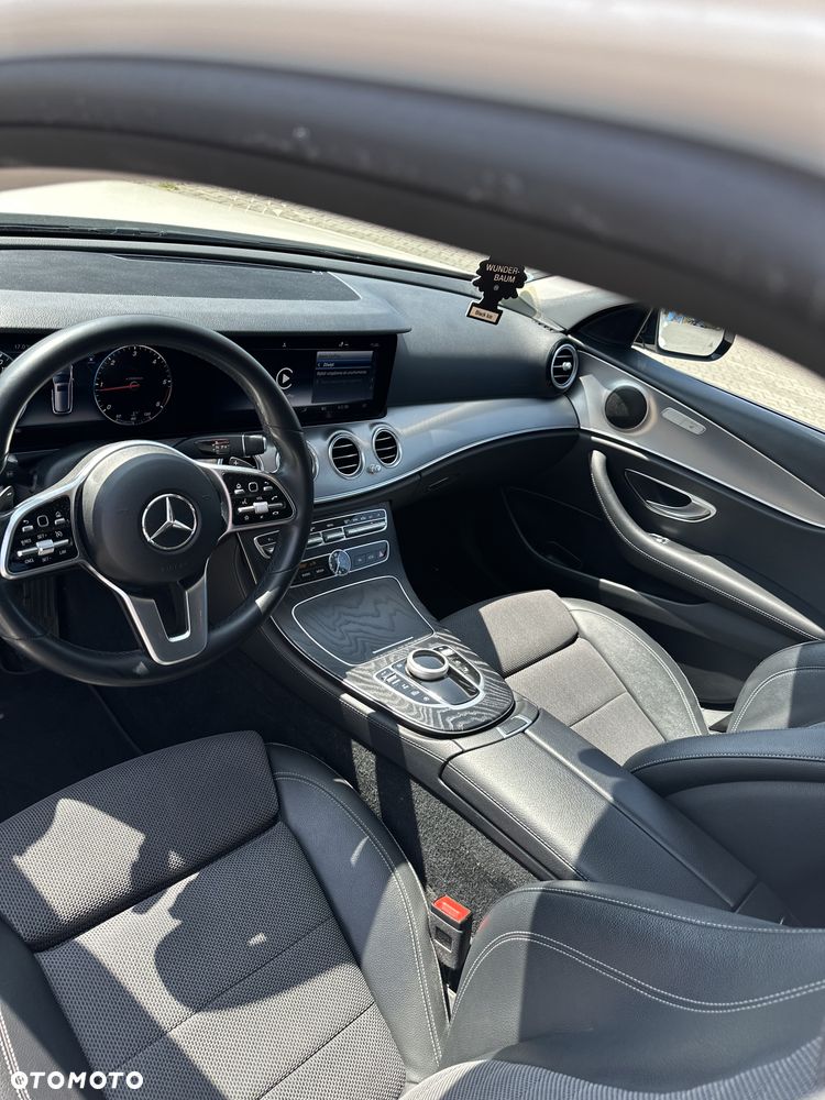Mercedes-Benz Klasa E - 8