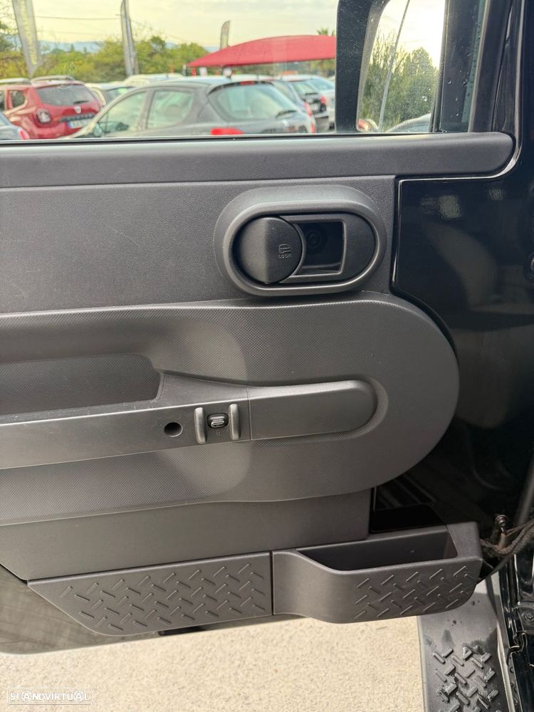 Jeep Wrangler Unlimited - 5