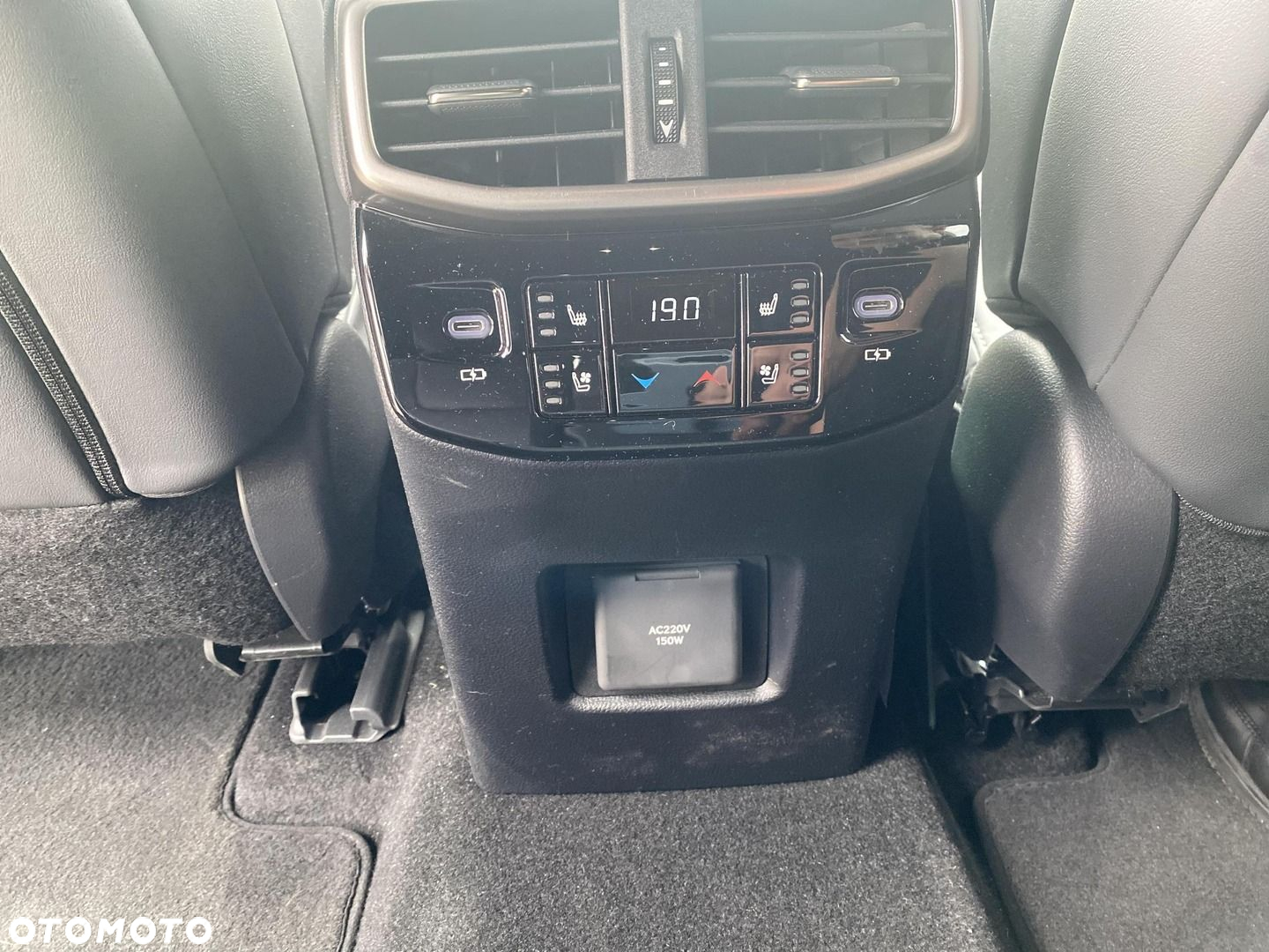 Lexus RX - 23