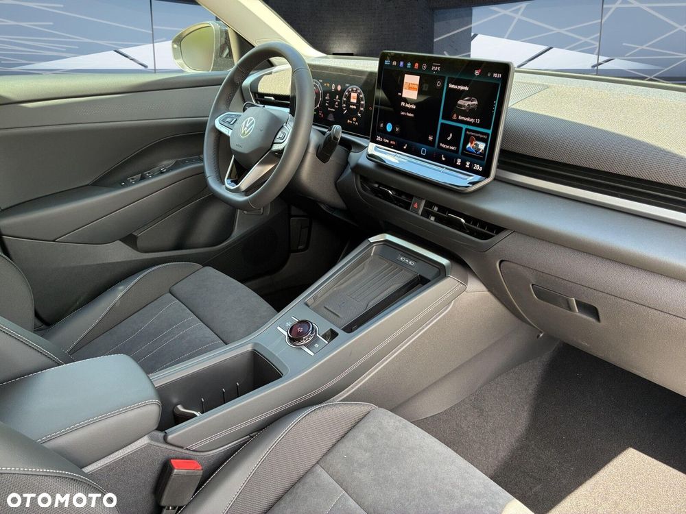 Volkswagen T-Roc - 27