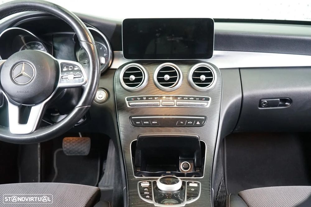 Mercedes-Benz C 220 d Avantgarde - 31