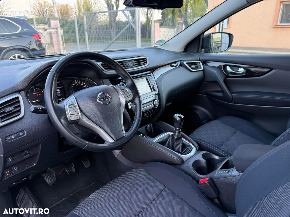 Nissan Qashqai 1.6 DCI N-Connecta - 11