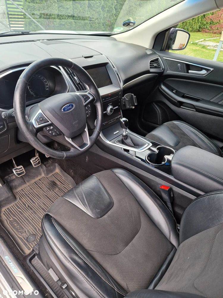 Ford Edge 2.0 TDCi 4x4 ST-LINE - 12
