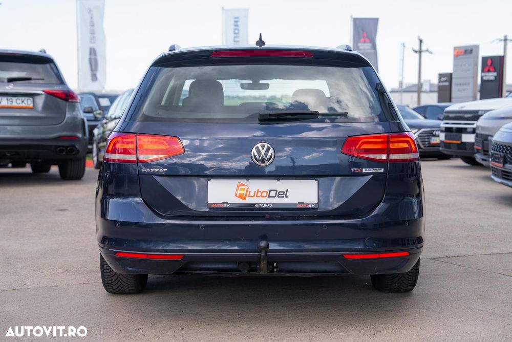 Volkswagen Passat 1.6 TDI SCR BlueMotion Trendline - 10
