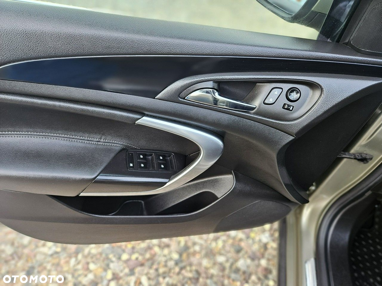 Opel Insignia - 17
