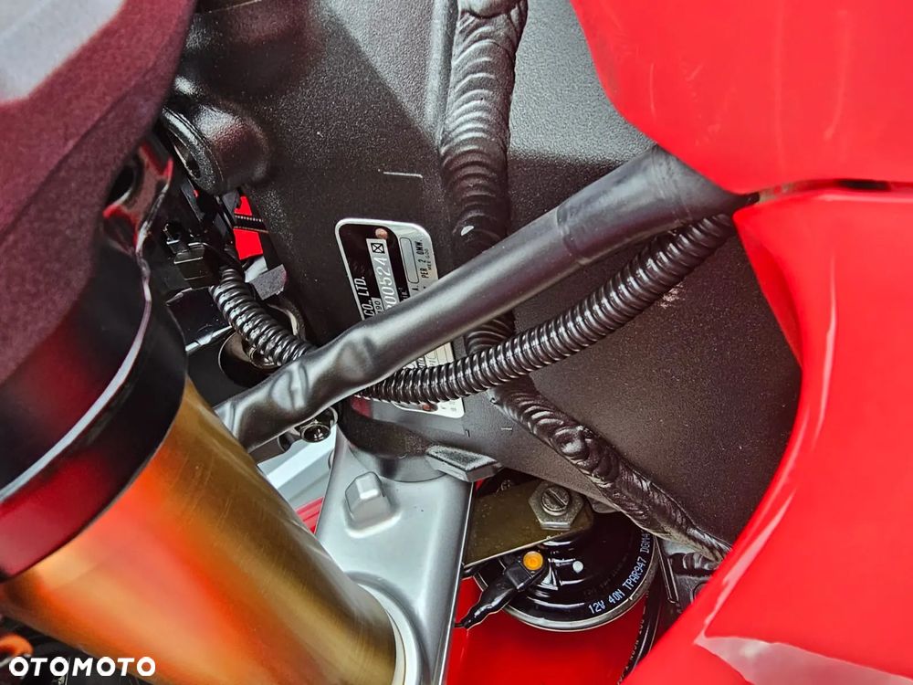 Honda CBR - 12