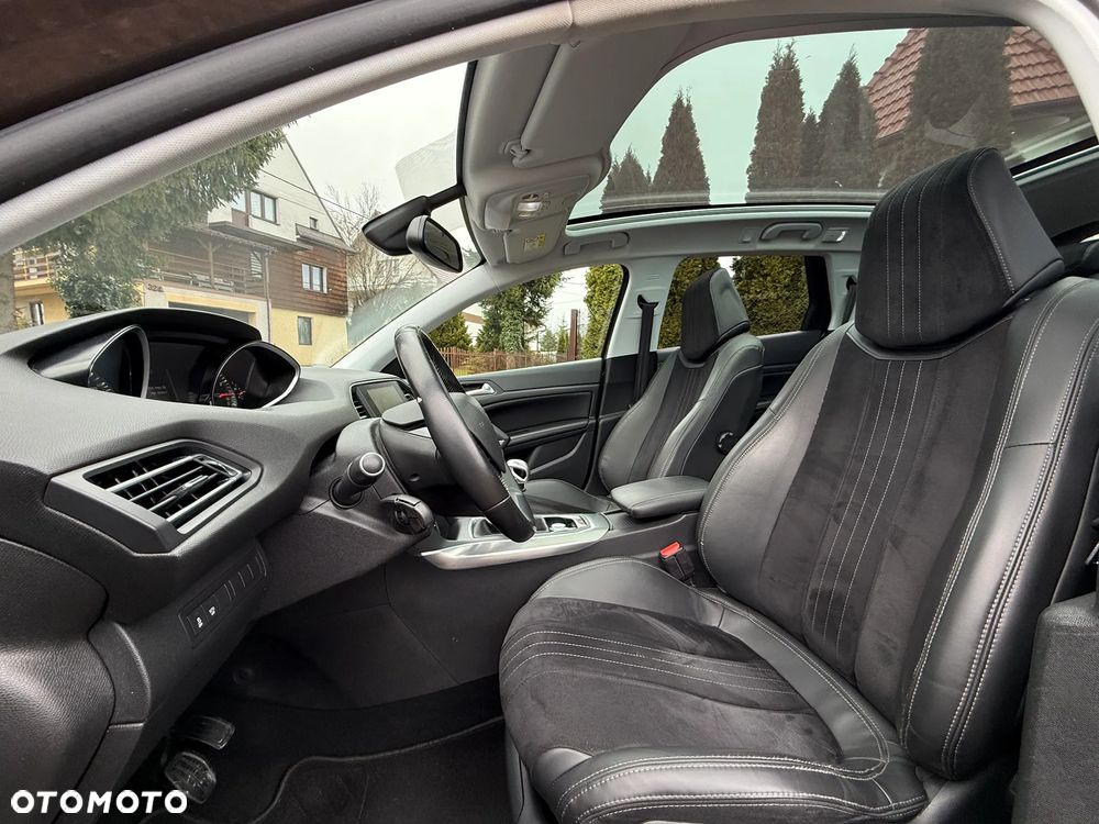 Peugeot 308 PureTech 130 Stop & Start Allure - 16