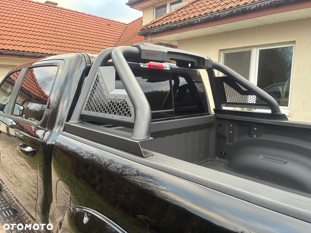 RAM 1500 5.7 Crew Cab Shortbed Bighorn Black - 11