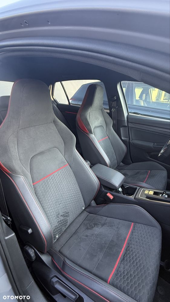Volkswagen Golf - 7