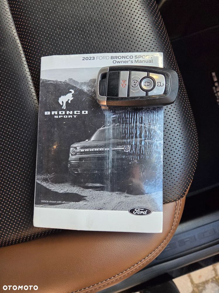 Ford Bronco - 13