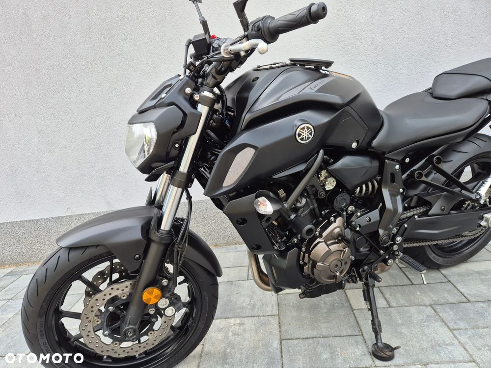 Yamaha MT - 9