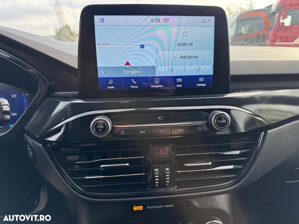 Ford Kuga 2.5 Duratec PHEV ST-LINE - 17