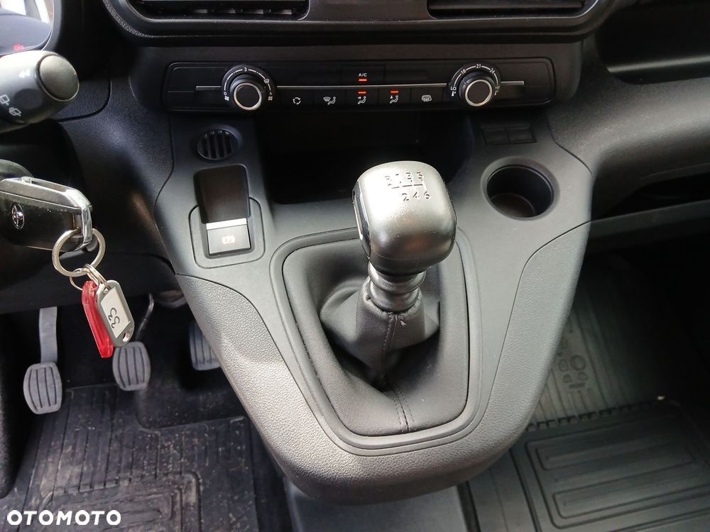Toyota PROACE CITY - 35