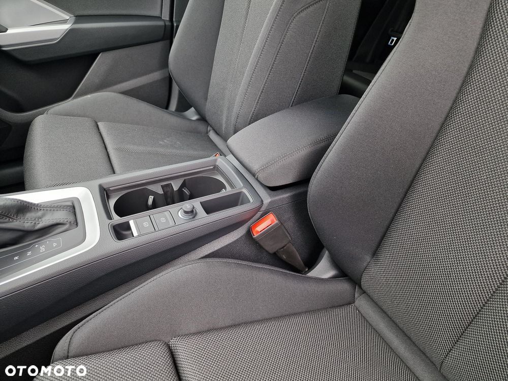Audi Q3 Sportback 35 TFSI mHEV S-Line S tronic - 14