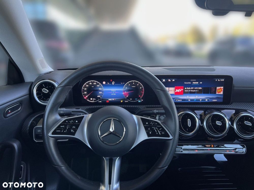 Mercedes-Benz CLA - 11