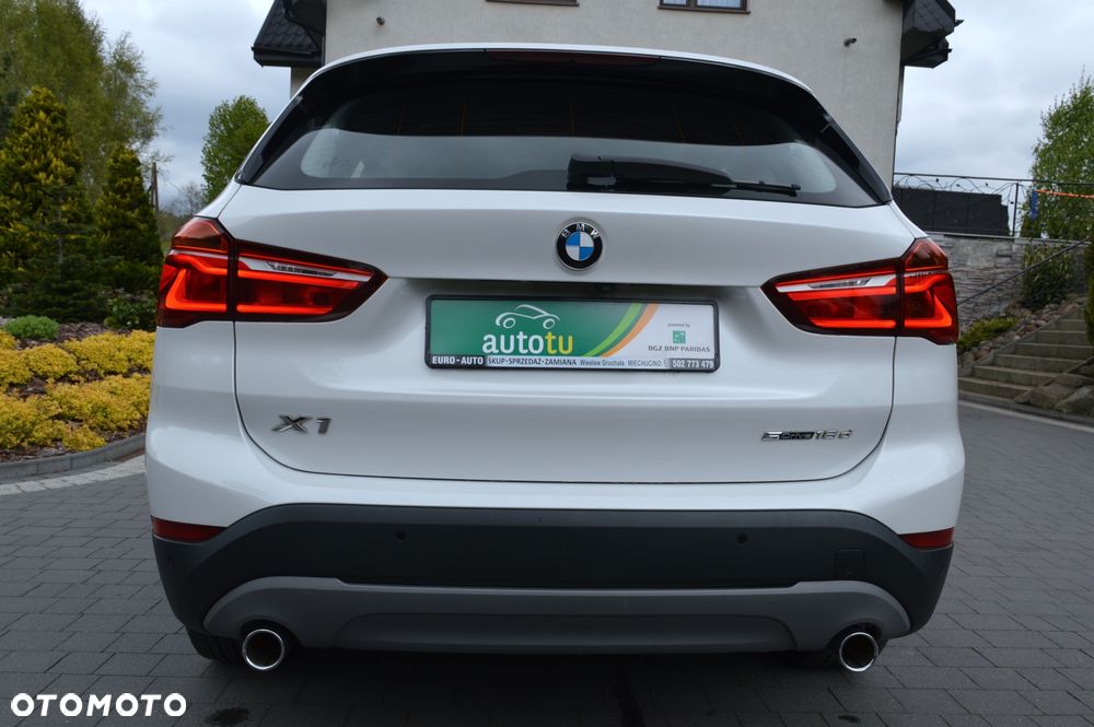 BMW X1 sDrive18d Business Edition - 6