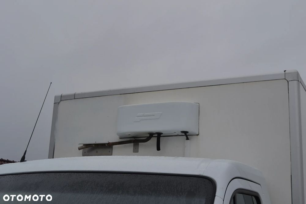 Renault Master  WEBASTO Winda Izoterma 170km Poduszki Grzany Kontener - 4