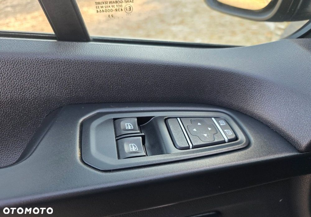 Renault Trafic - 12