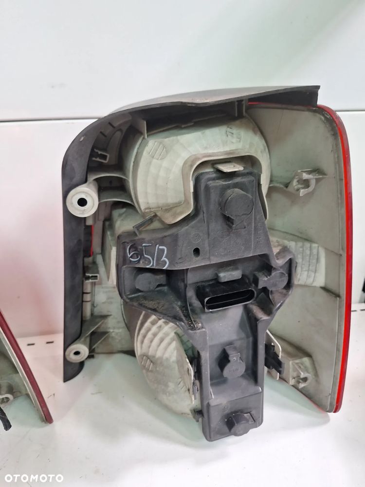 VW TOURAN LAMPA tył tylna lewa lub prawa   (65/1)   (65/2)  (65/3) - 9