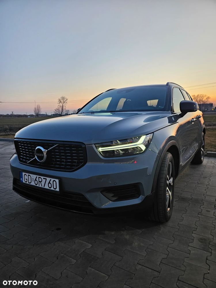 Volvo XC 40 D3 Geartronic R-Design - 1