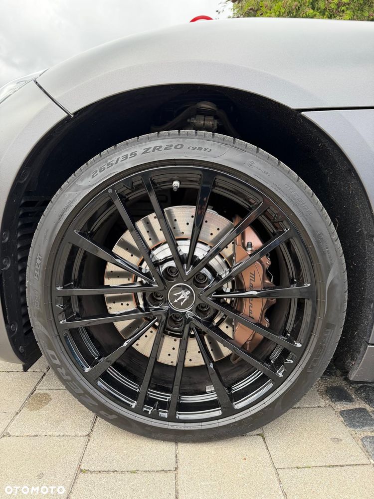 Maserati GranTurismo - 19