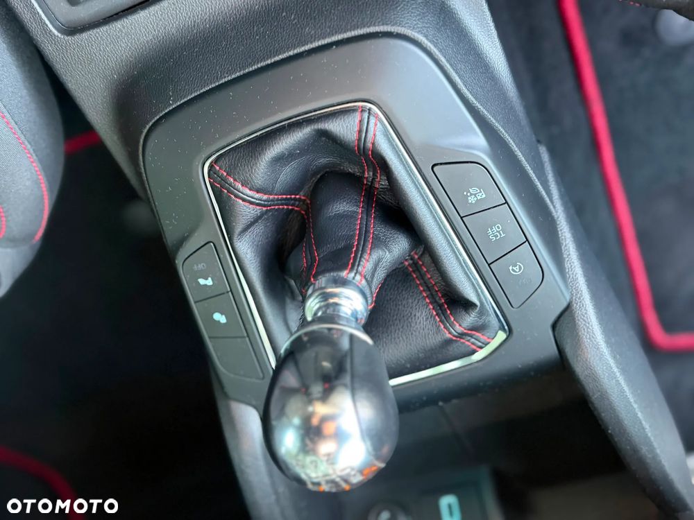 Ford Focus - 23