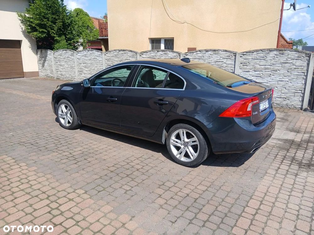 Volvo S60 - 13