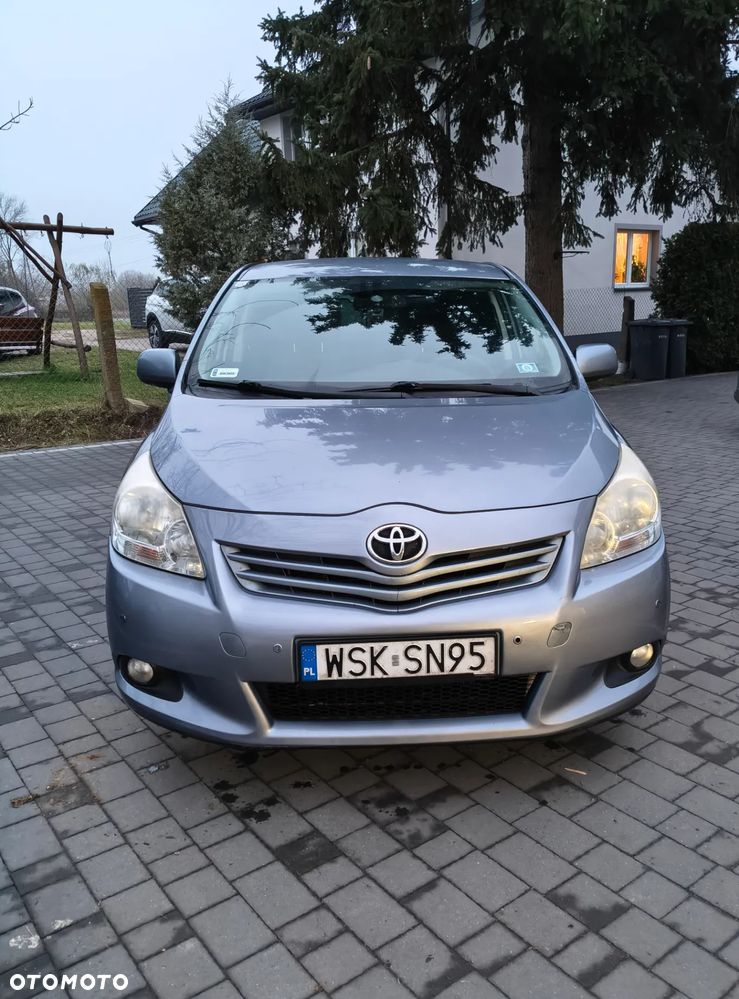 Toyota Verso 1.8 Prestige EU5 MS - 2