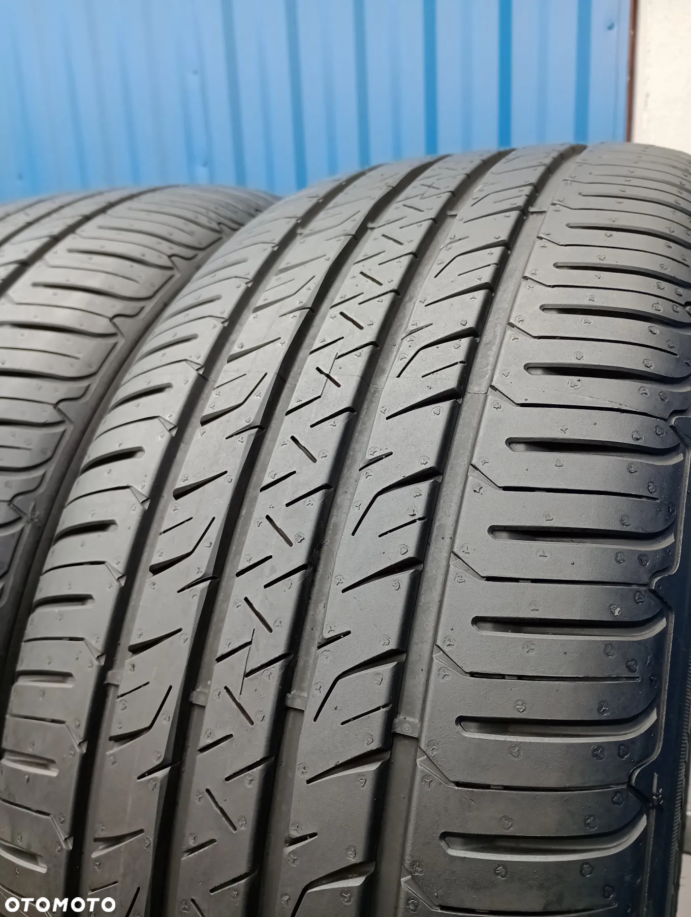 OPONY LETNIE 4x 245/45 R19 102V GOODYEAR EFFICIENT GRIP PERFORMANCE SUV - 4
