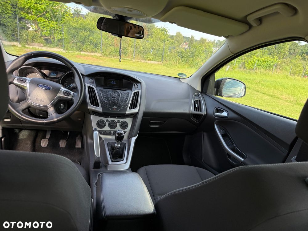Ford Focus 1.0 EcoBoost Trend - 10