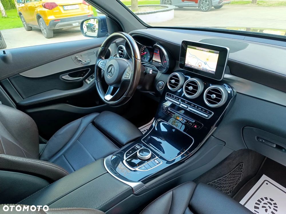 Mercedes-Benz GLC 350 e 4Matic 7G-TRONIC - 34